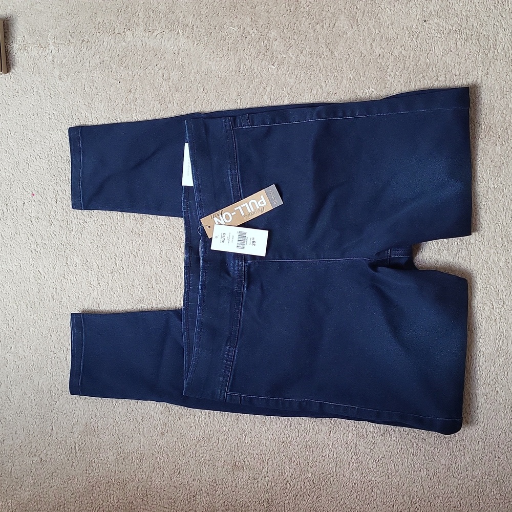 Suzy Shier Pull On Skinny Jeggings Size XL New With Tags